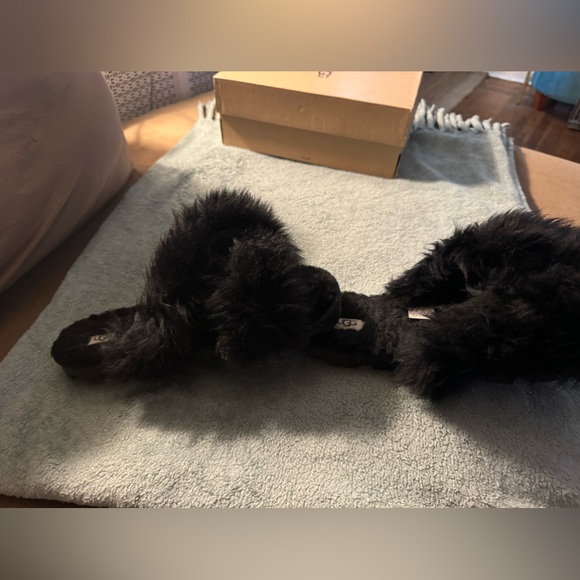 Good Condition Ugg Women black fur slippers with rubber sole size 12 - Picture 2 of 5